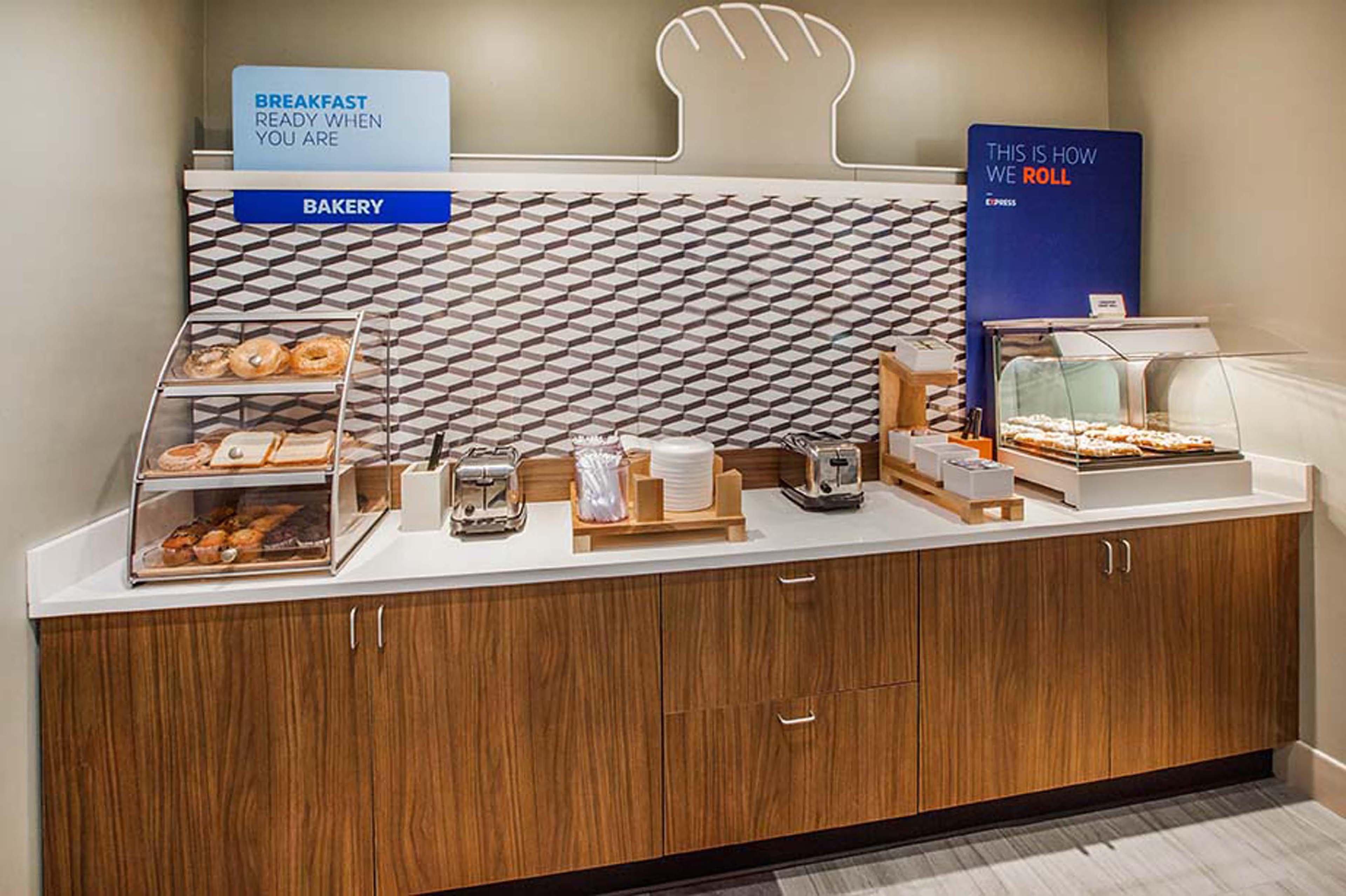 Holiday Inn Express & Suites Garland E - Lake Hubbard I30 By Ihg Eksteriør bilde